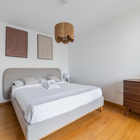 Appartement Lumineux Avec Terrasse Courbevoie - 4P - Flat-Guest Bagian luar foto