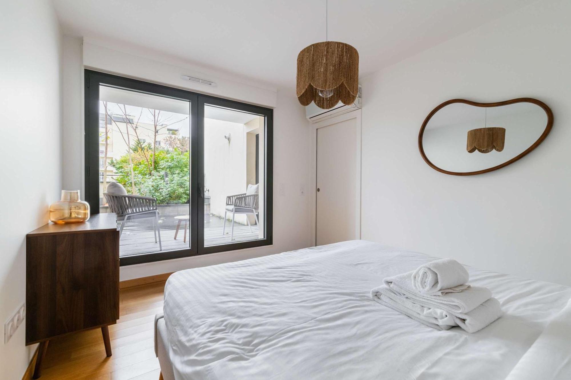 Appartement Lumineux Avec Terrasse Courbevoie - 4P - Flat-Guest Bagian luar foto