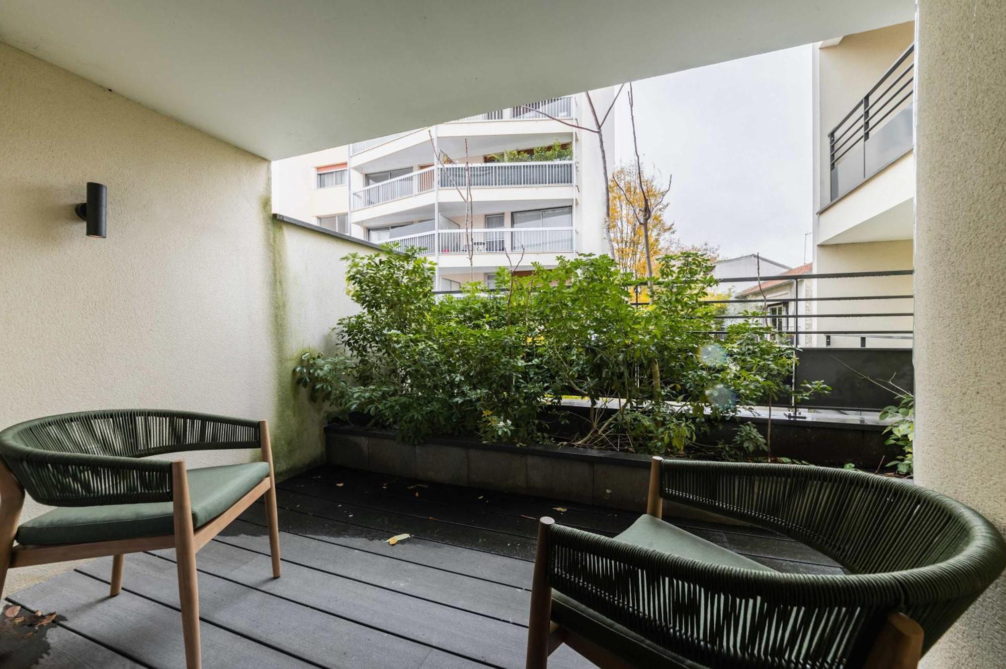 Appartement Lumineux Avec Terrasse Courbevoie - 4P - Flat-Guest Bagian luar foto
