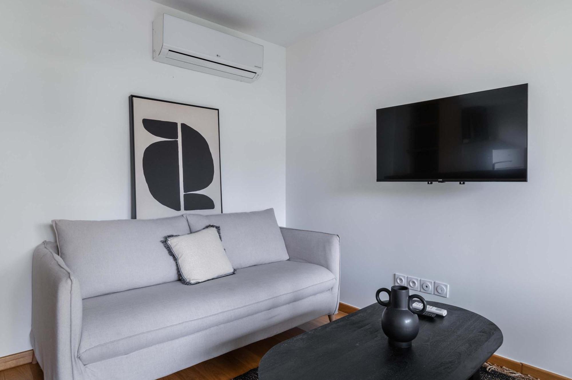 Appartement Lumineux Avec Terrasse Courbevoie - 4P - Flat-Guest Bagian luar foto
