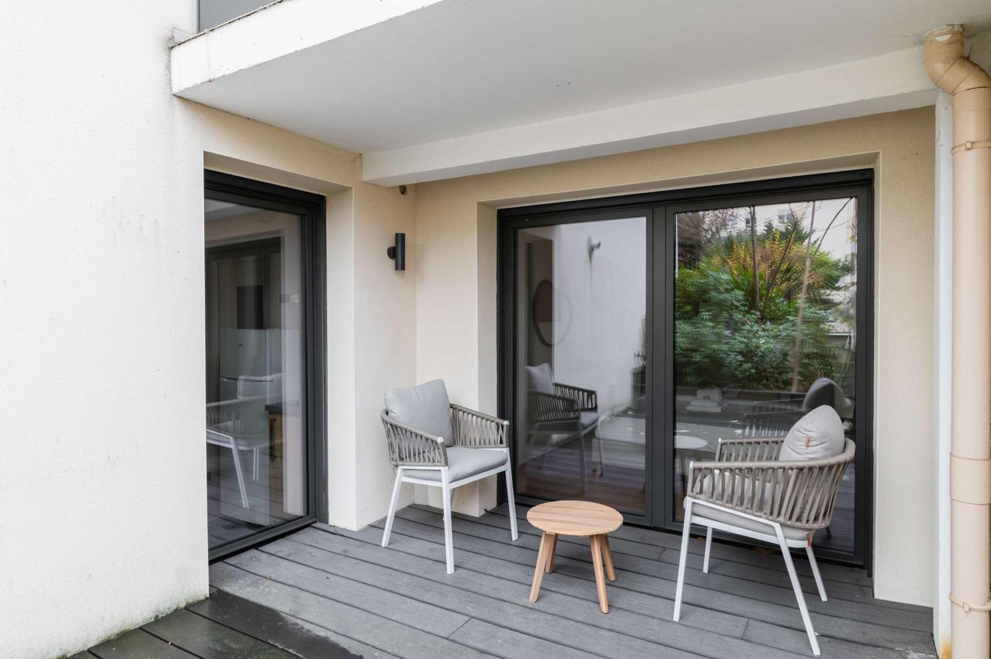 Appartement Lumineux Avec Terrasse Courbevoie - 4P - Flat-Guest Bagian luar foto