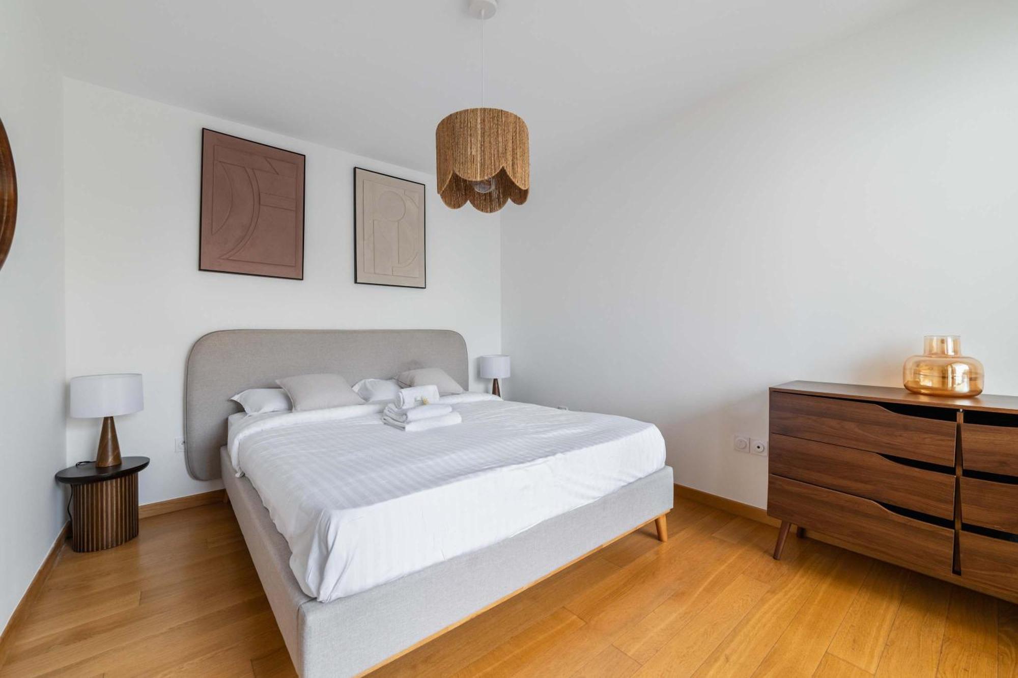 Appartement Lumineux Avec Terrasse Courbevoie - 4P - Flat-Guest Bagian luar foto